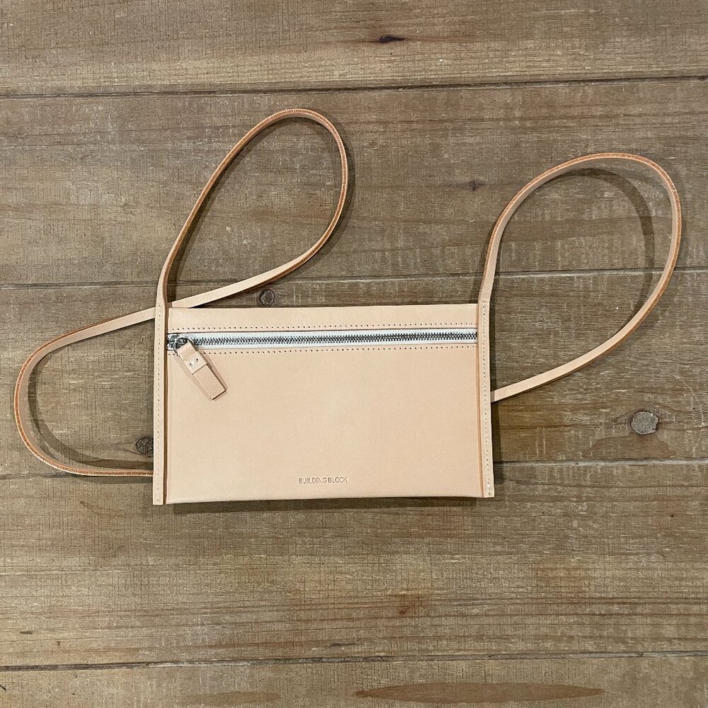 Building block slim sling crossbody NWT